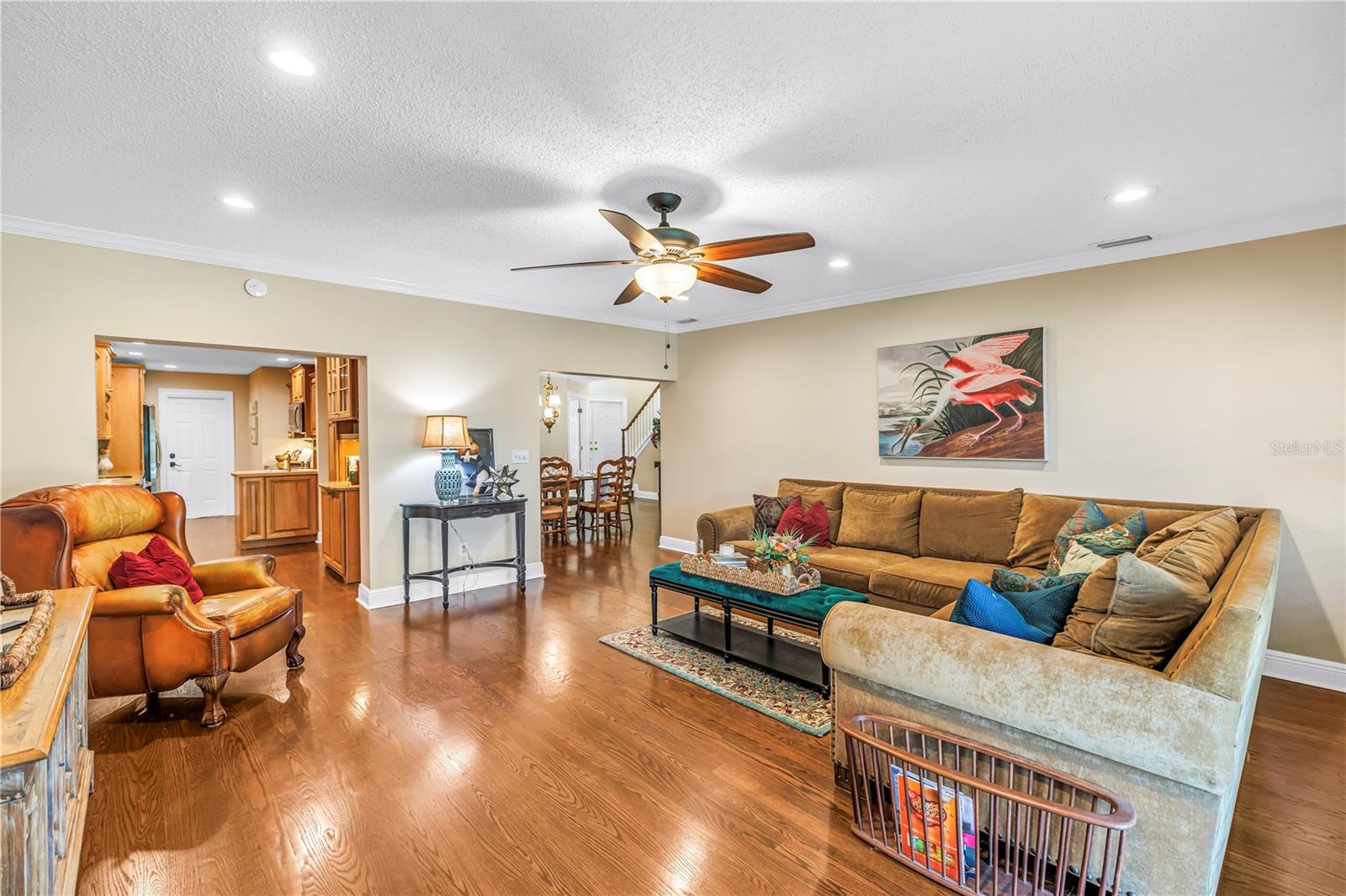 868 GLADES CT NE — photo 5