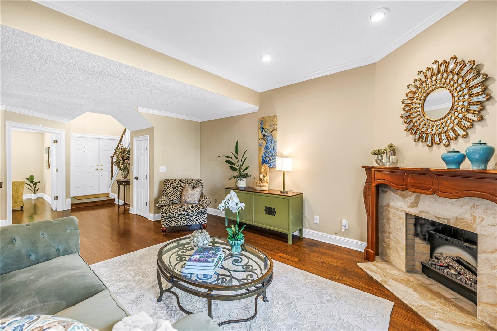 868 GLADES CT NE — photo 18