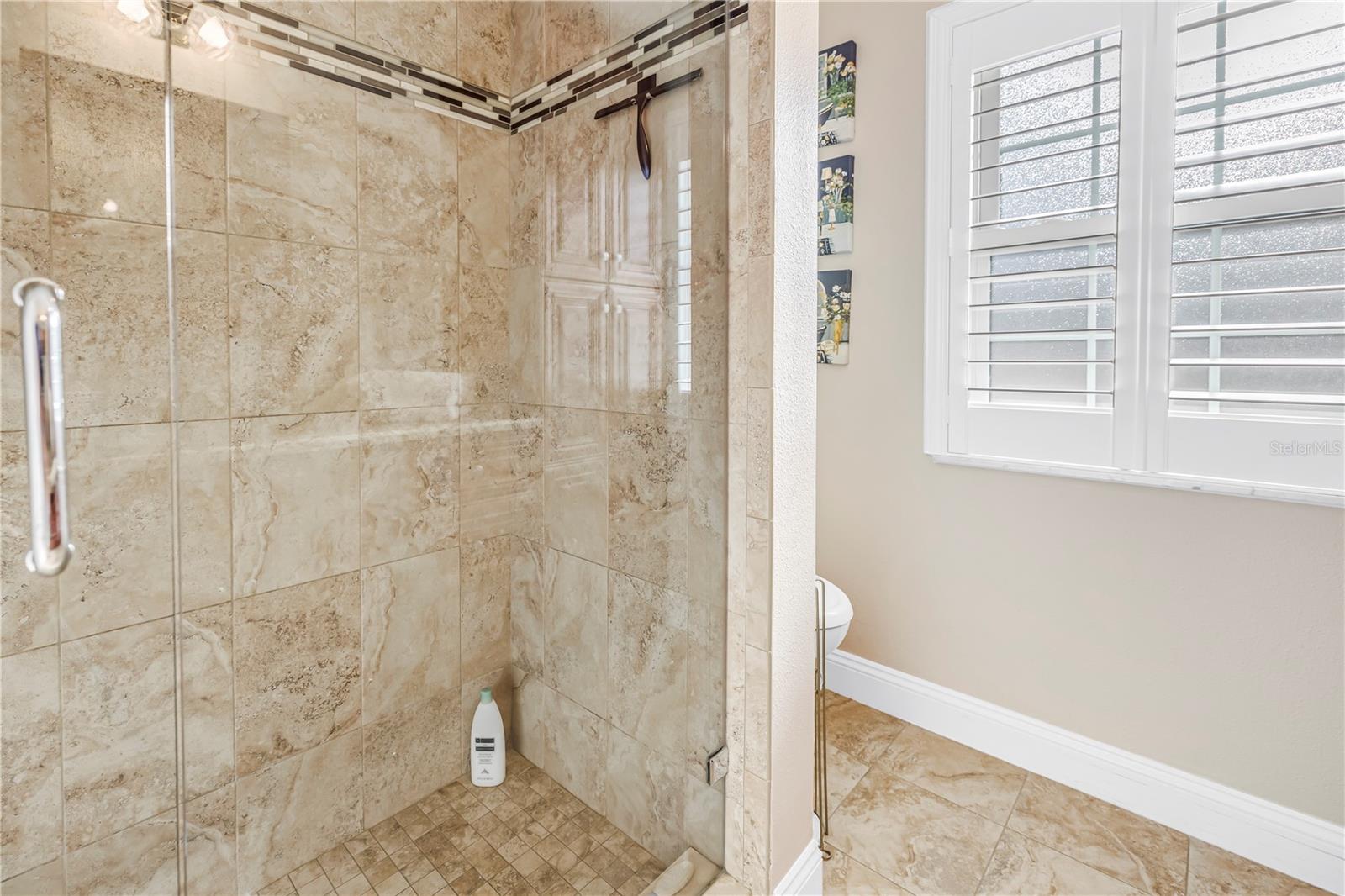 868 GLADES CT NE — photo 27