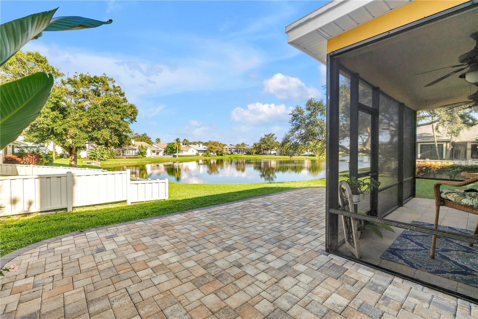 868 GLADES CT NE — photo 41