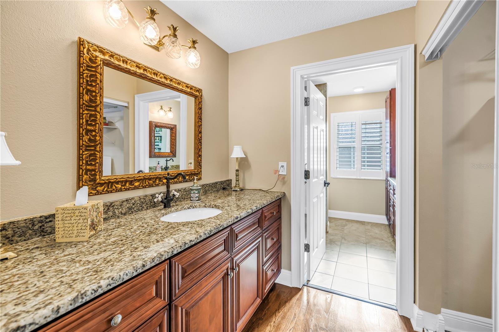 868 GLADES CT NE — photo 13