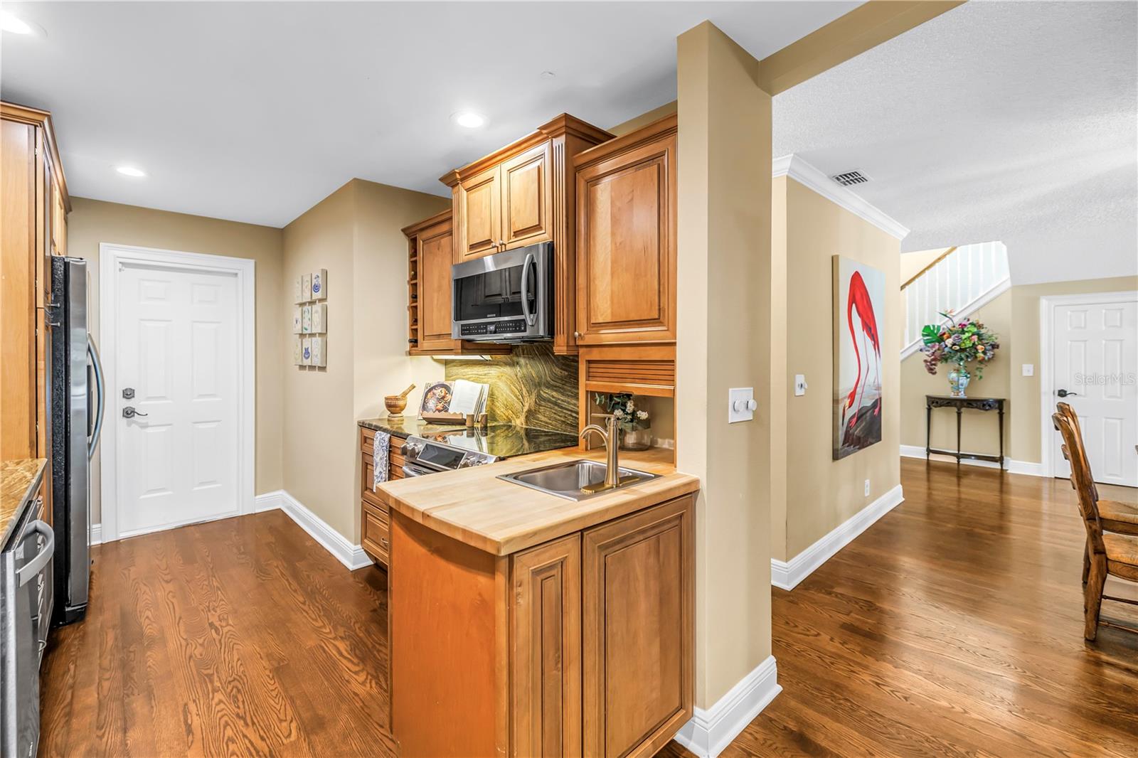 868 GLADES CT NE — photo 19