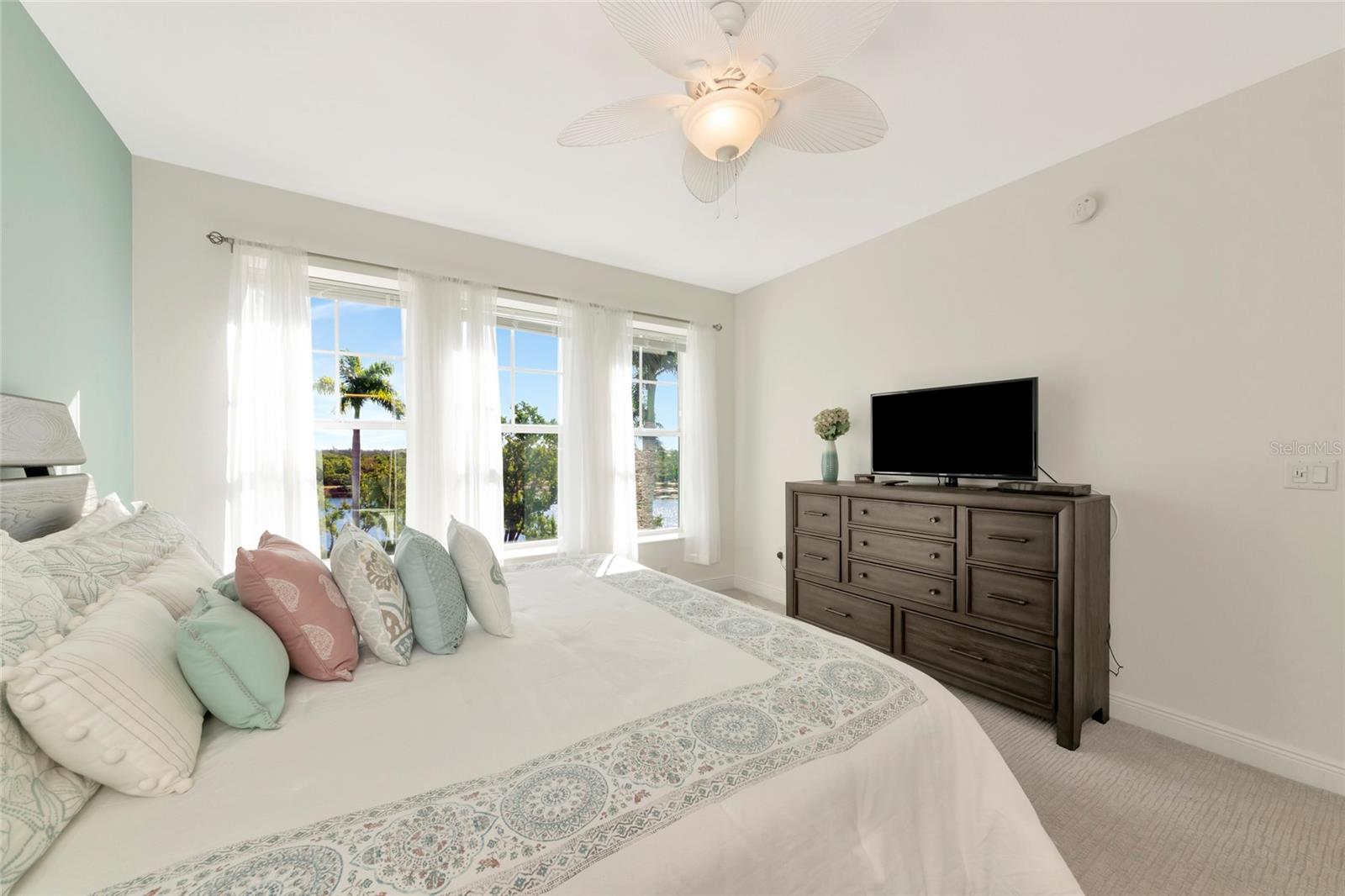 395 ARUBA CIR #203 — photo 22