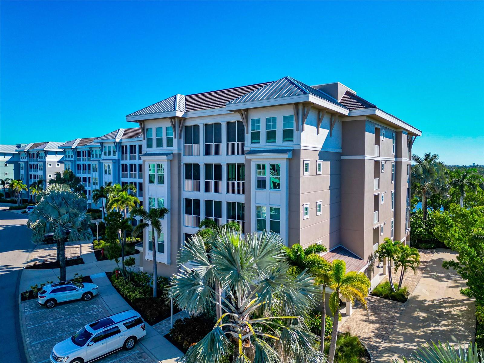395 ARUBA CIR #203 — photo 47
