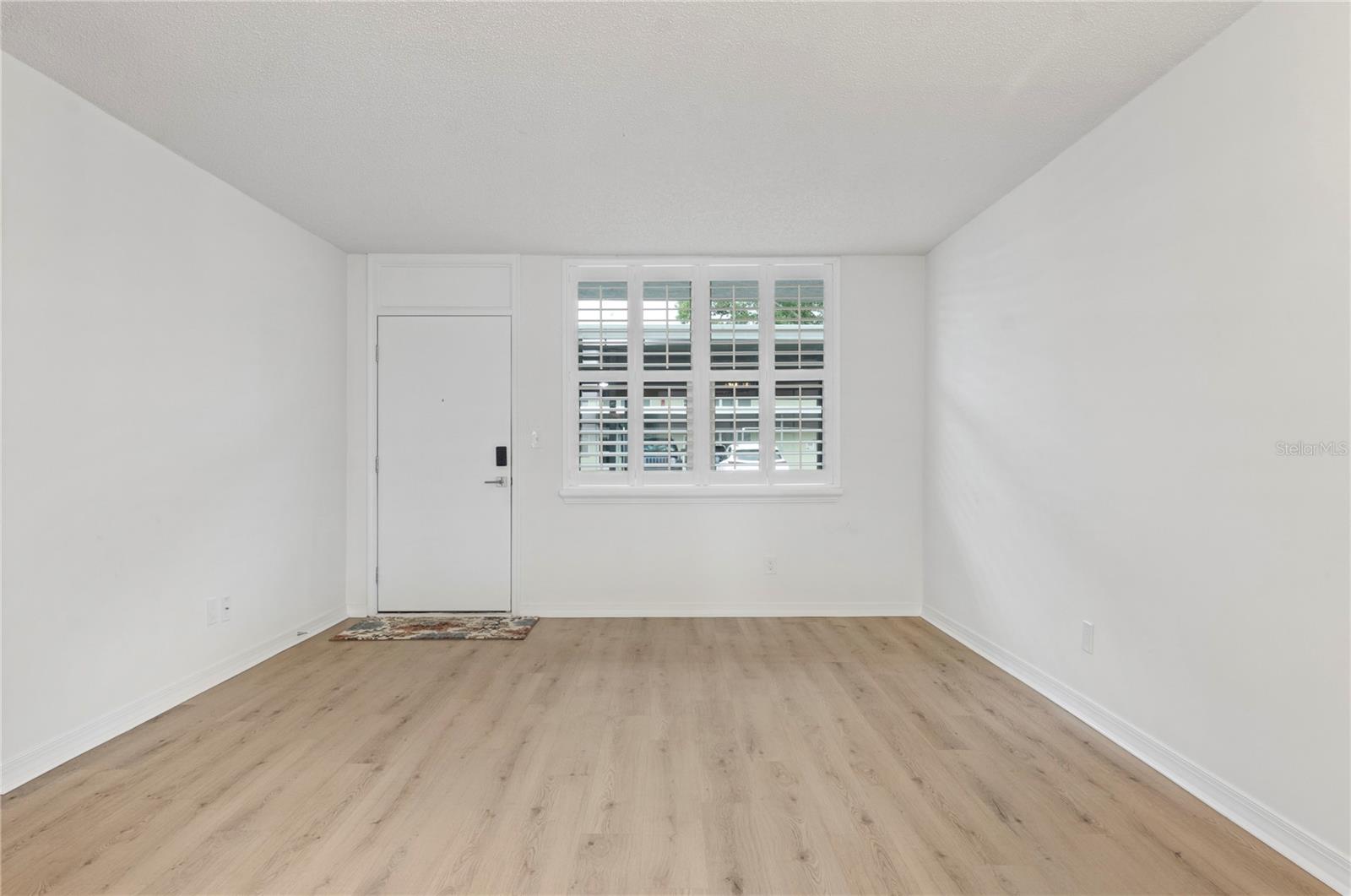4895 BAY ST NE #109 — photo 10