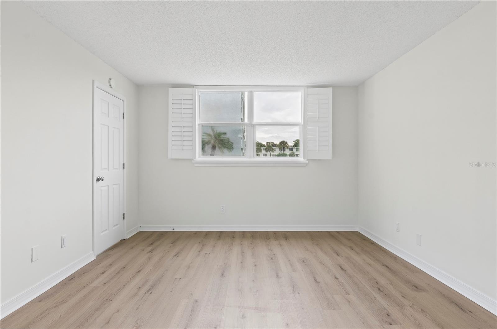 4895 BAY ST NE #109 — photo 13