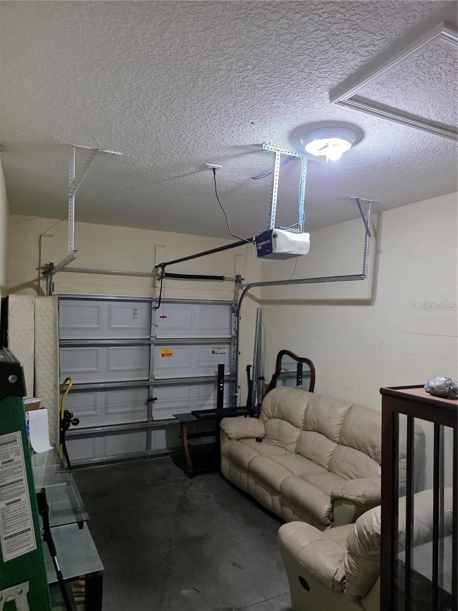 37611 GEORGINA TER — photo 25