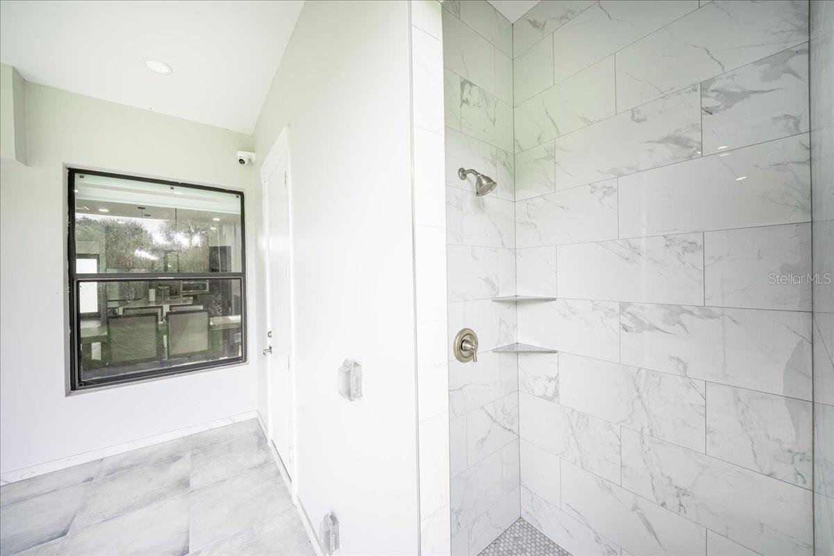 498 VENTURA ST — photo 47