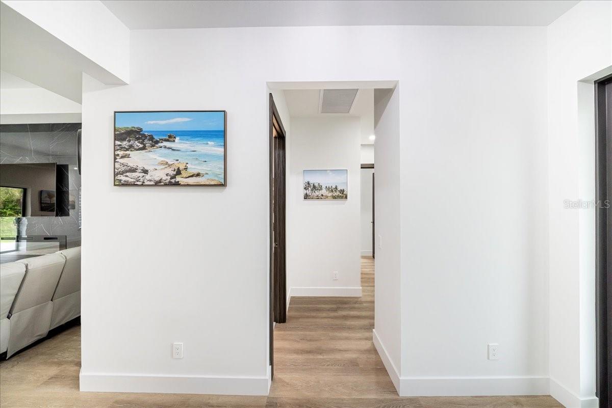 498 VENTURA ST — photo 11