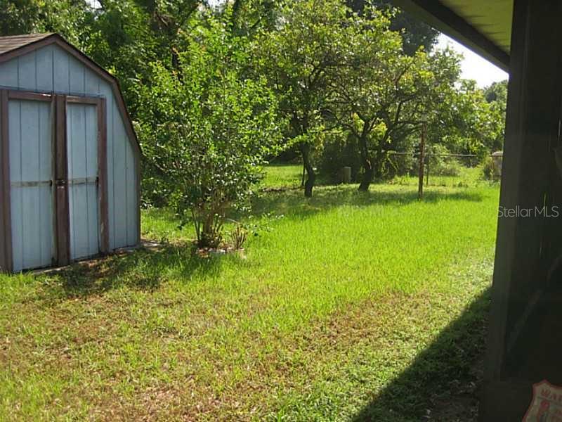 609 AVOCADO DR — photo 20