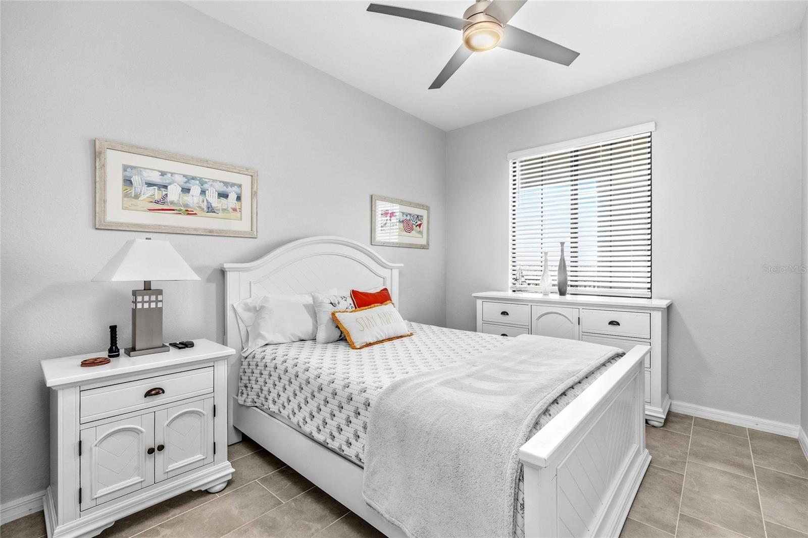 18008 GAWTHROP DR #402 — photo 15