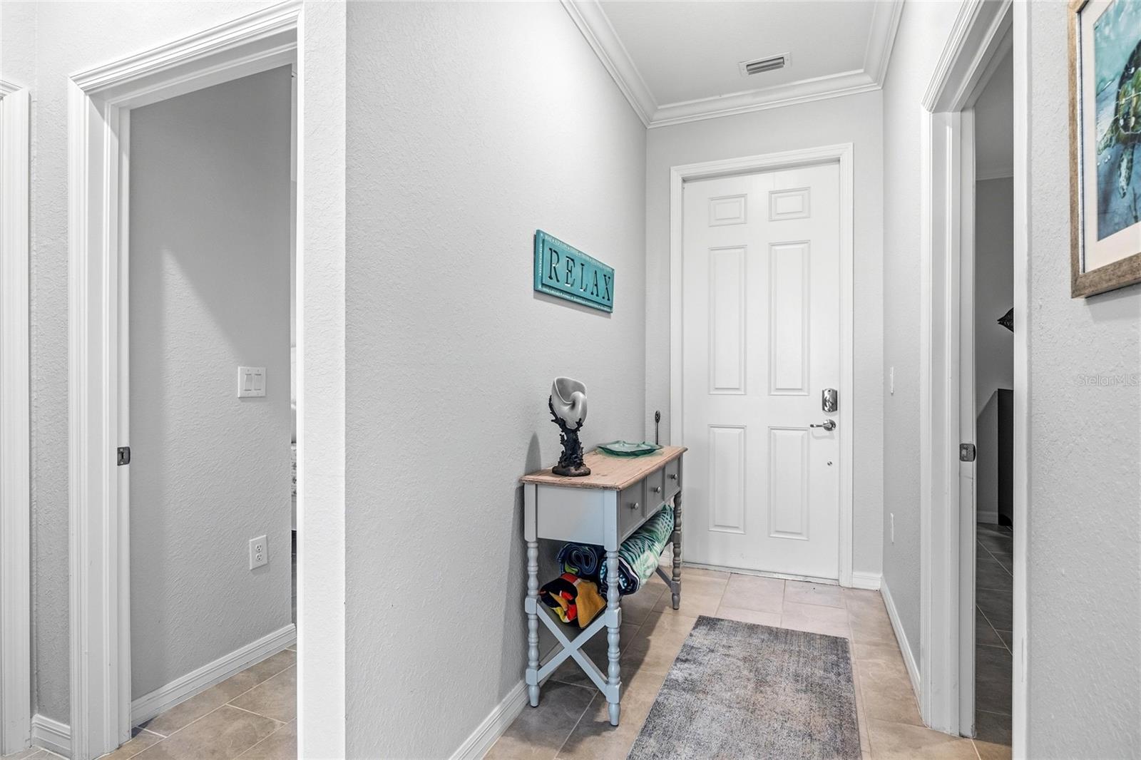 18008 GAWTHROP DR #402 — photo 24