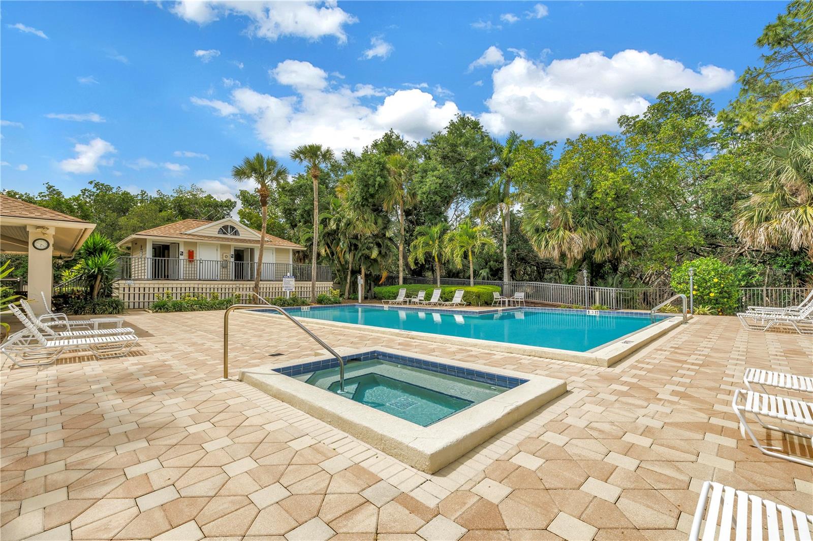 1186 GASPARILLA DR NE — photo 15