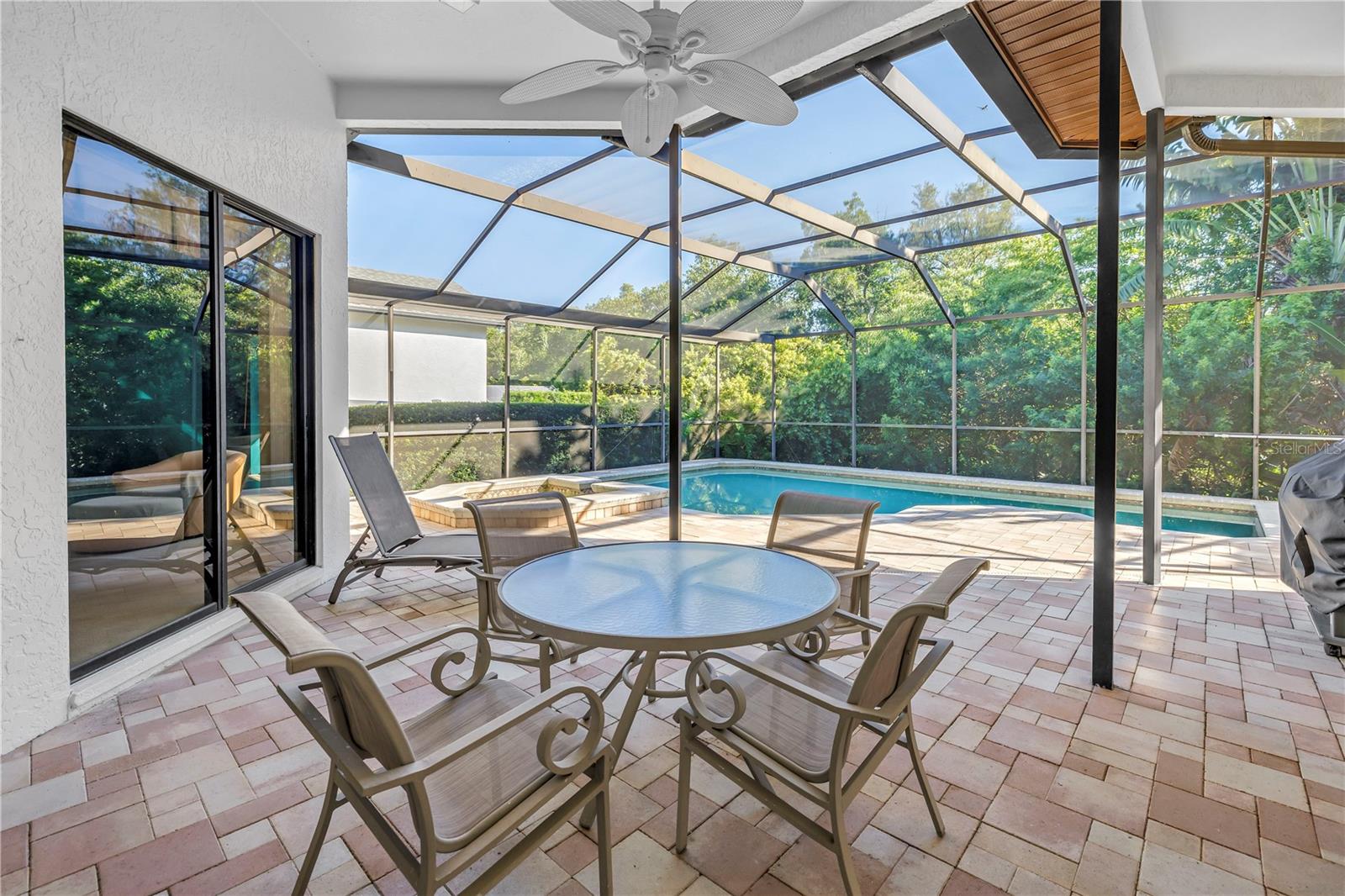 1186 GASPARILLA DR NE — photo 3