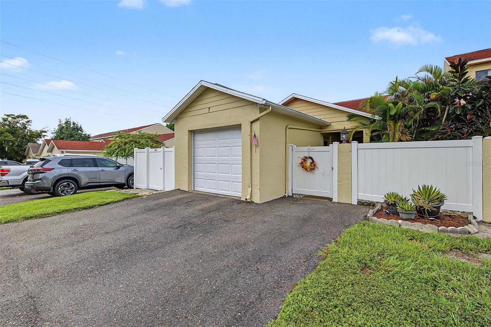 2771 SUMMERDALE DR #7 — photo 4