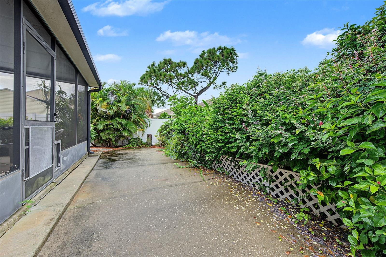 2771 SUMMERDALE DR #7 — photo 31