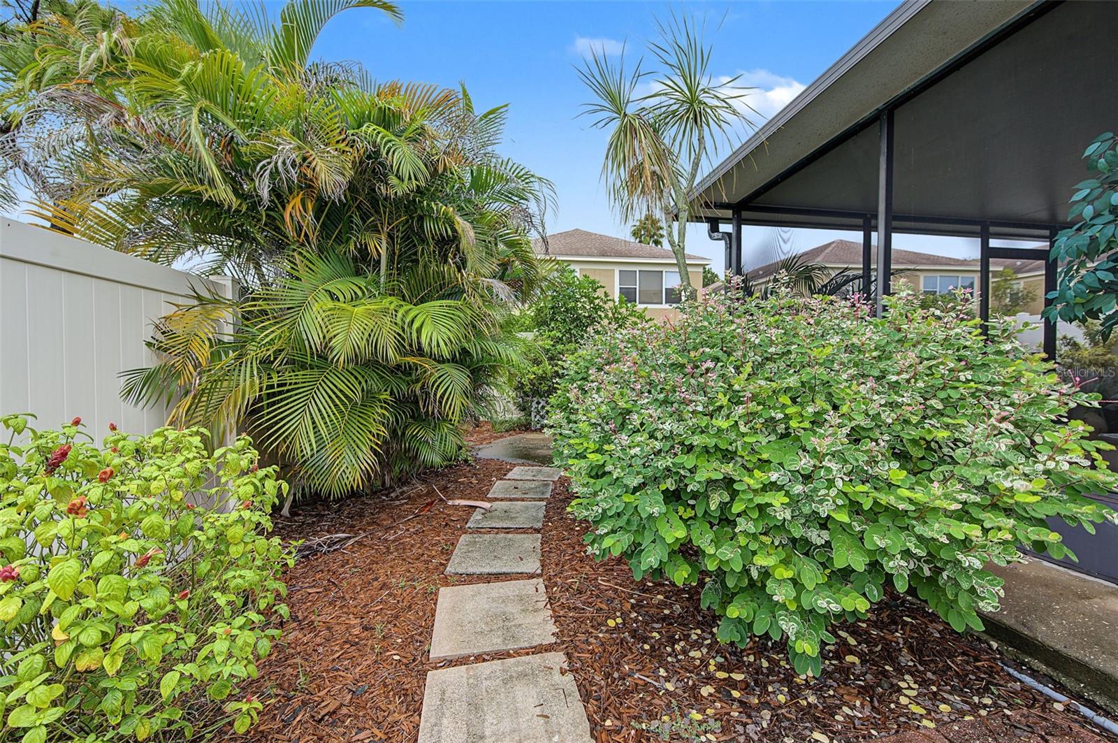 2771 SUMMERDALE DR #7 — photo 36