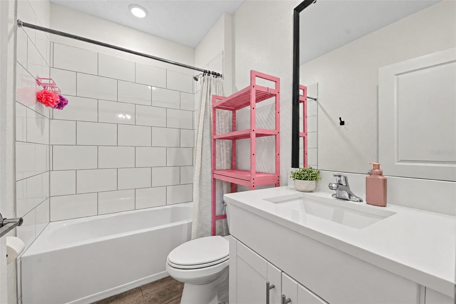 4974 EAGLE ROCK DR — photo 39