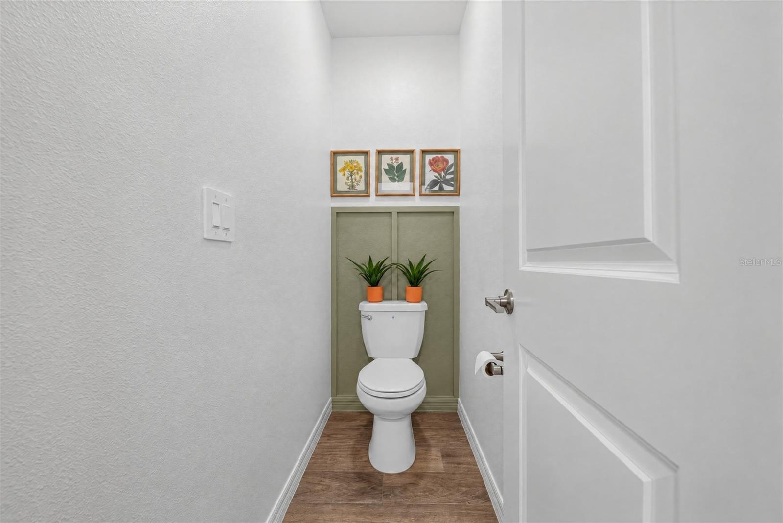 4974 EAGLE ROCK DR — photo 25