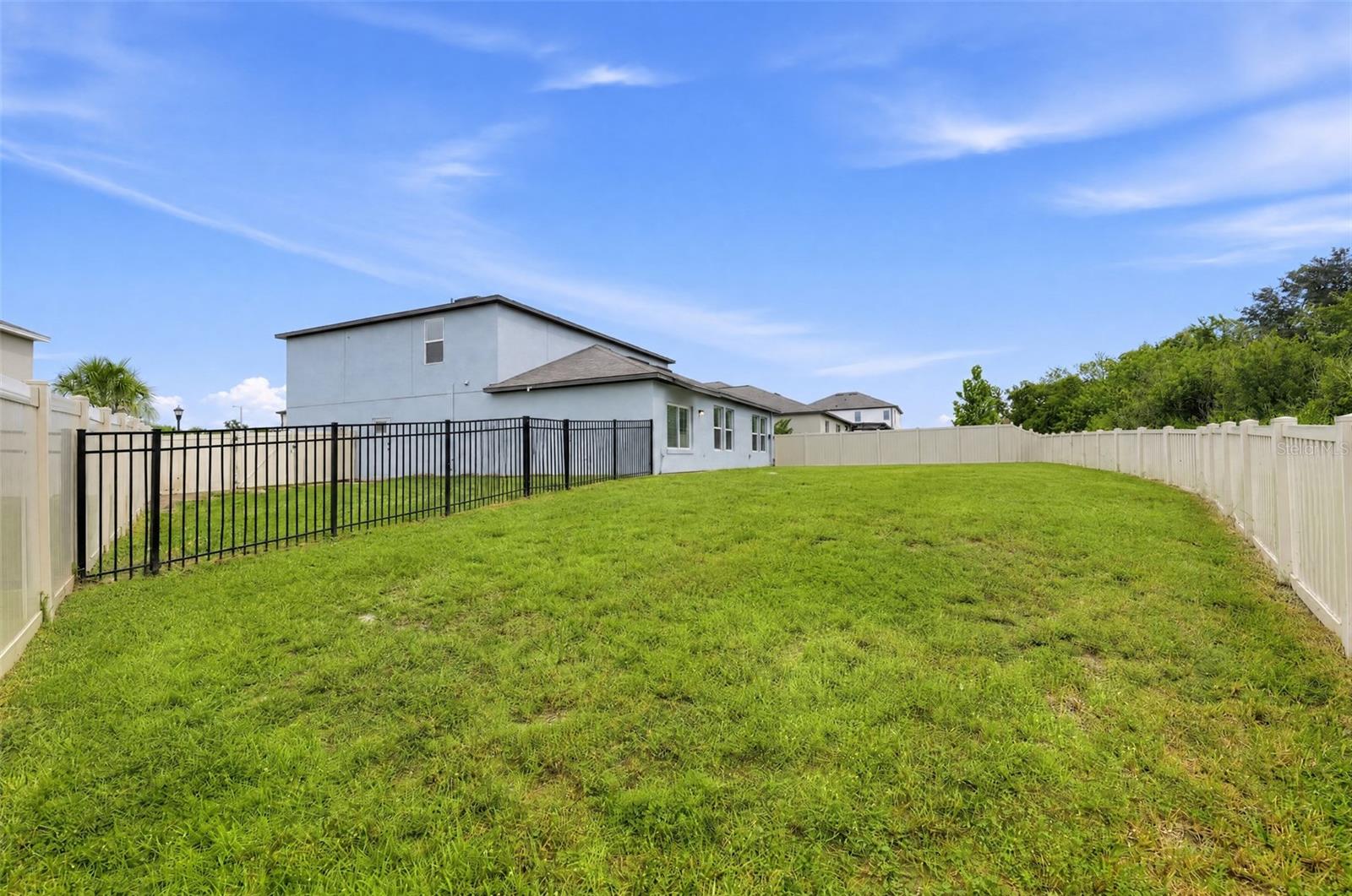 4974 EAGLE ROCK DR — photo 5
