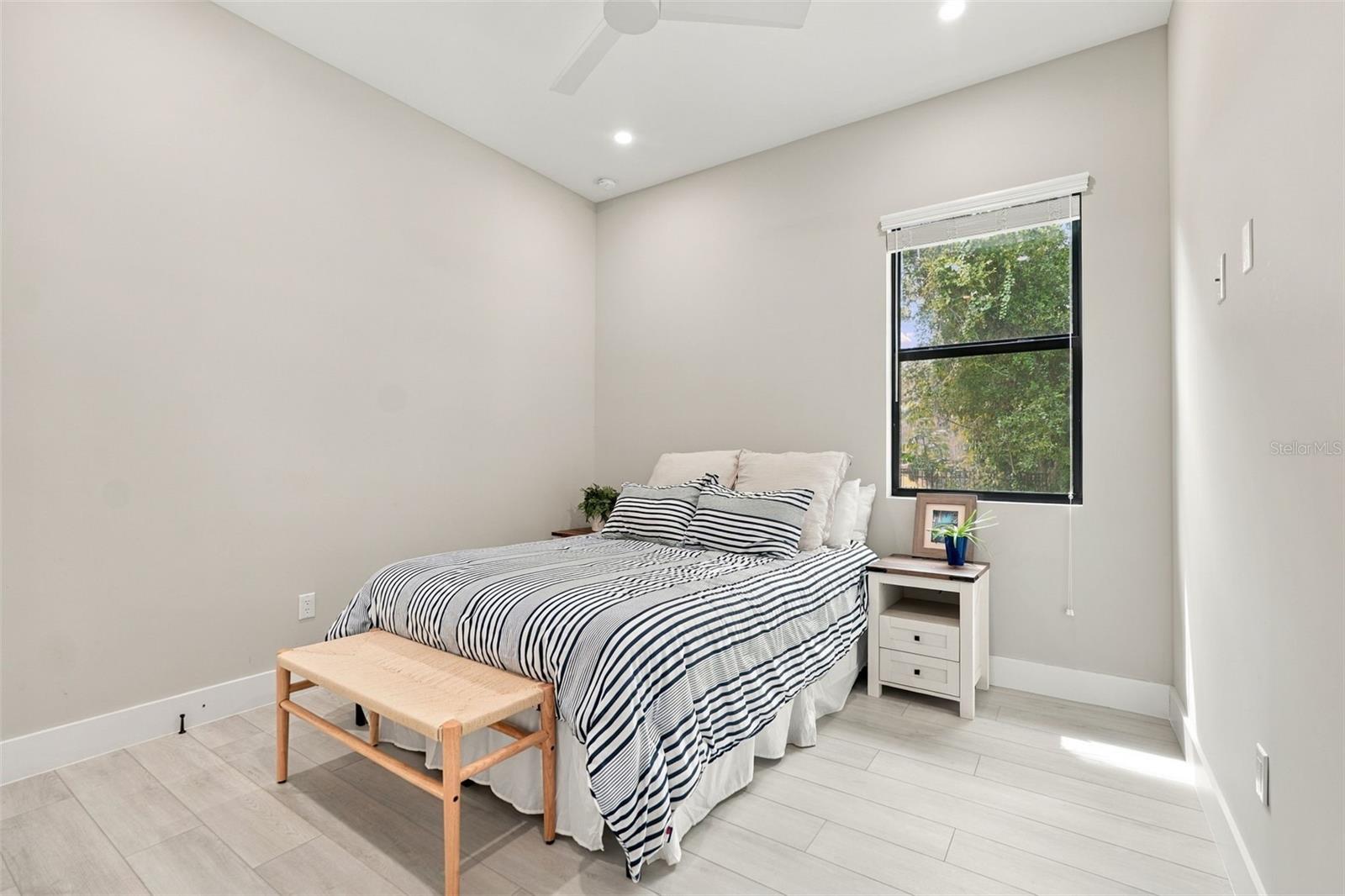 3946 COUNTRY VIEW DR — photo 55