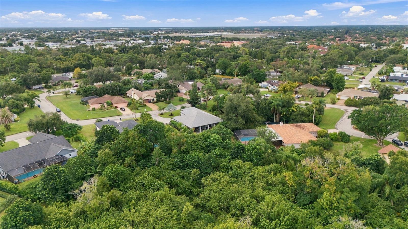 3946 COUNTRY VIEW DR — photo 90