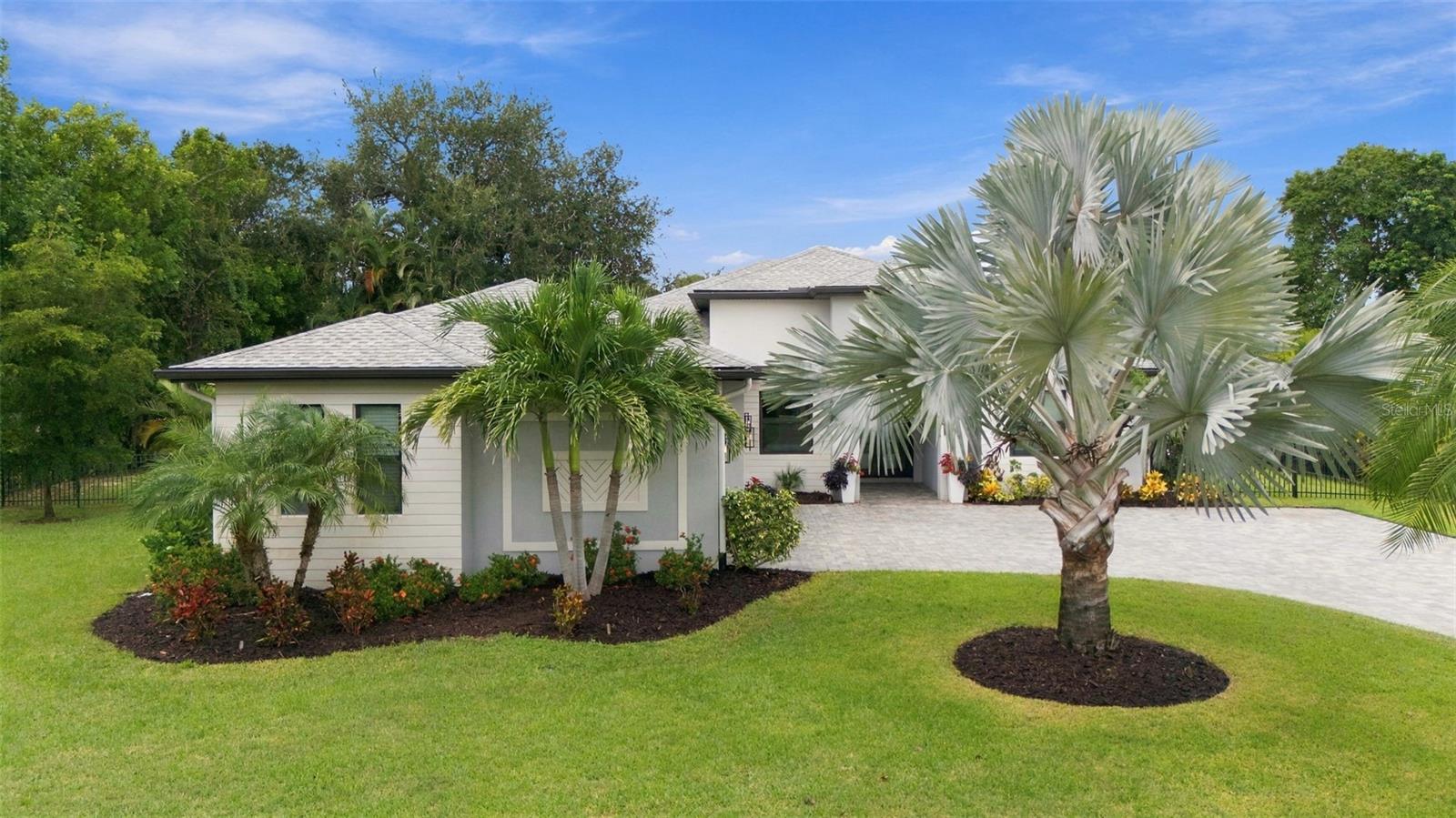 3946 COUNTRY VIEW DR — photo 3