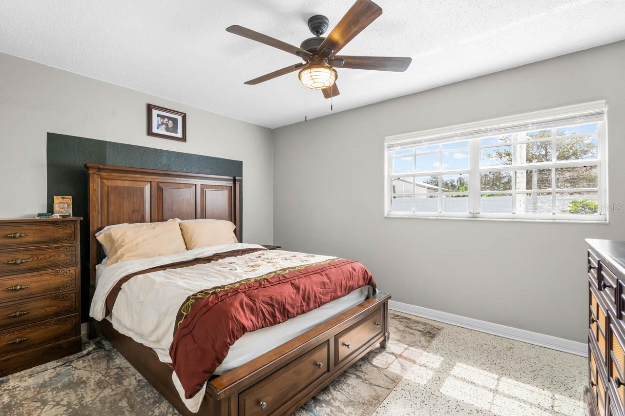 500 FLORIDA CIR S — photo 16