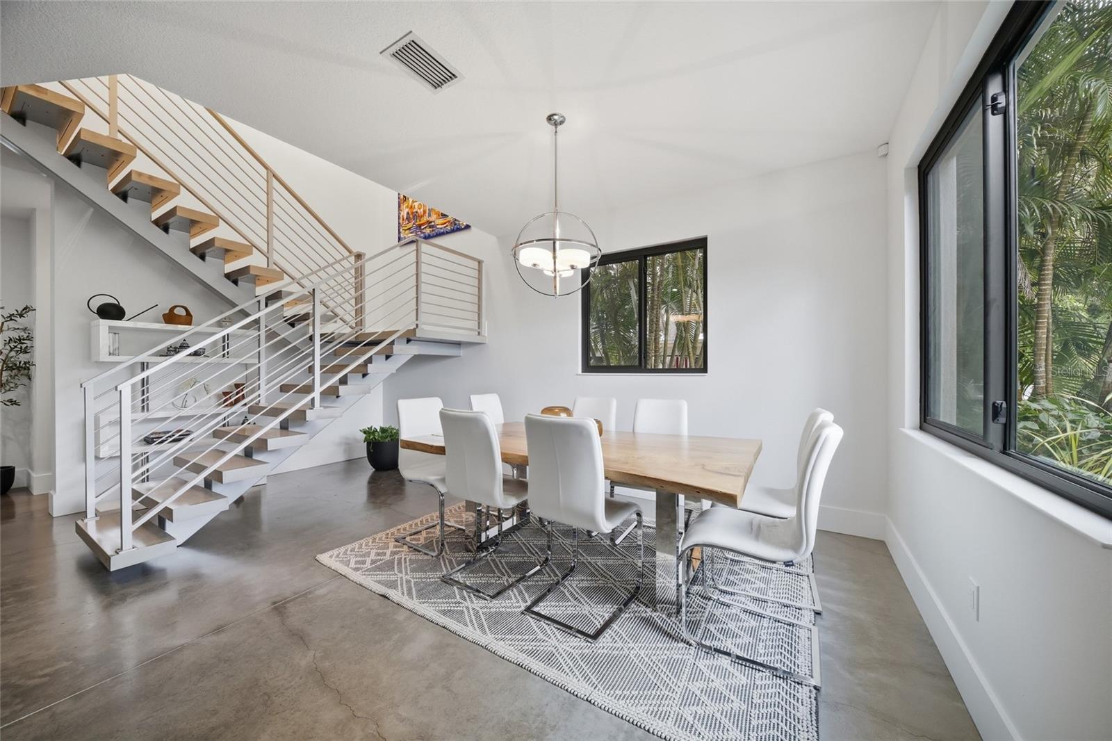 2476 FLOYD ST — photo 6