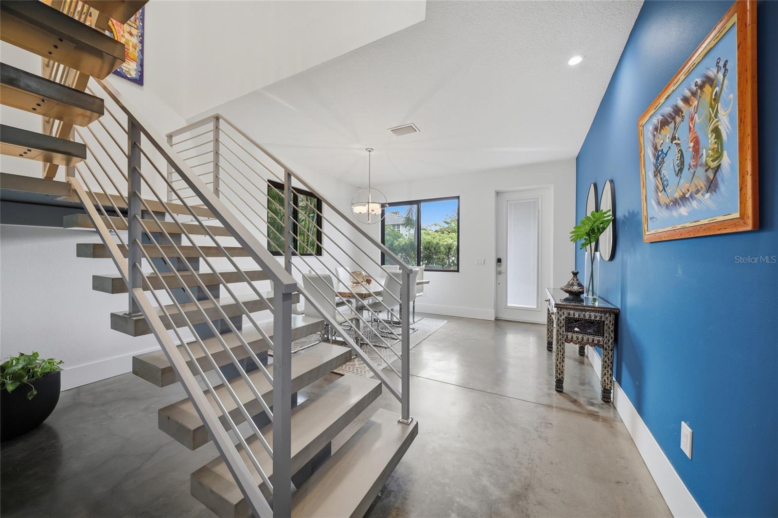2476 FLOYD ST — photo 31