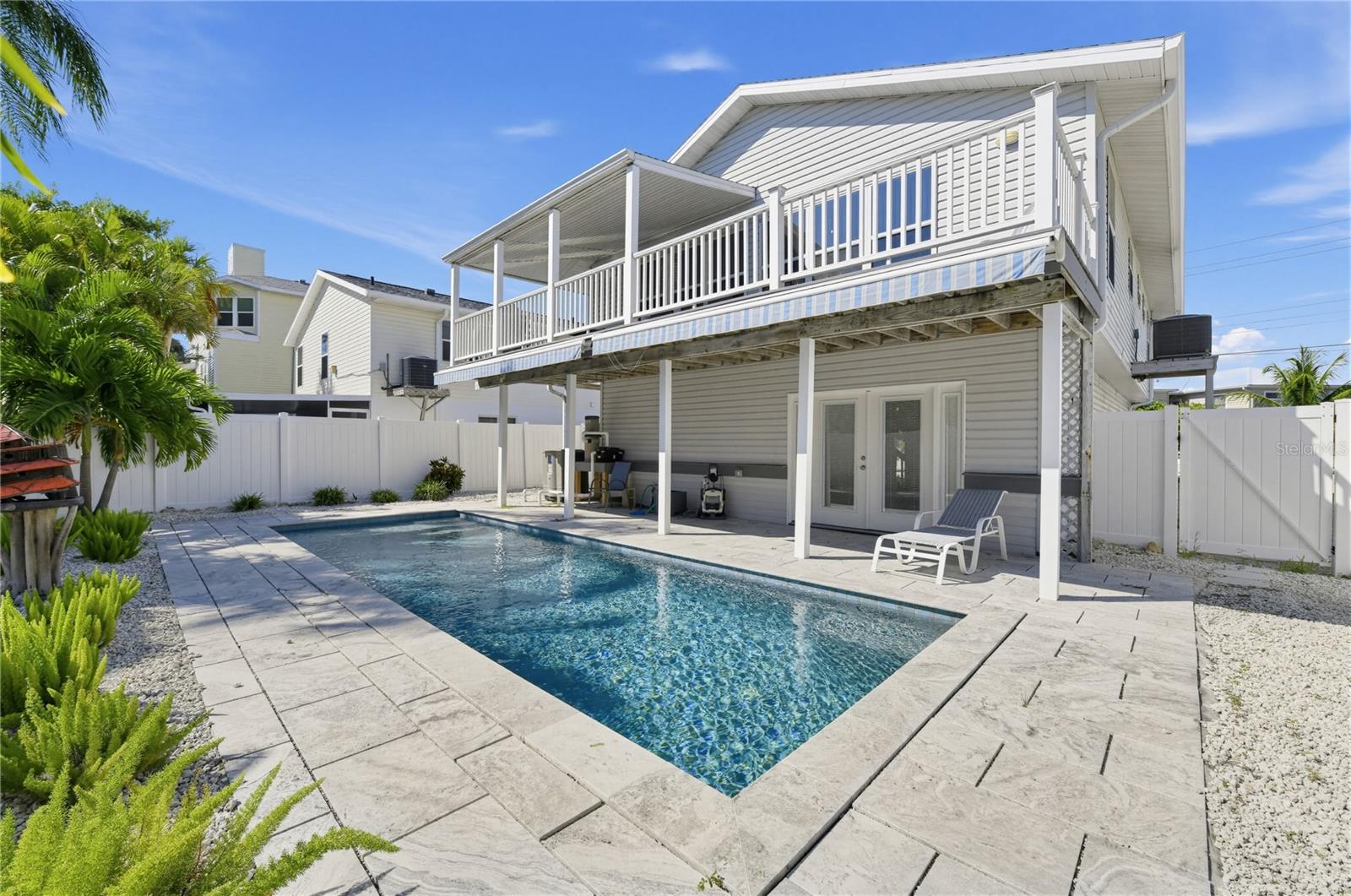 264 S HARBOR DR — photo 40
