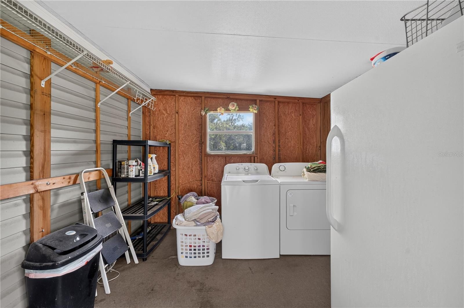 8425 HEATHER DR — photo 34