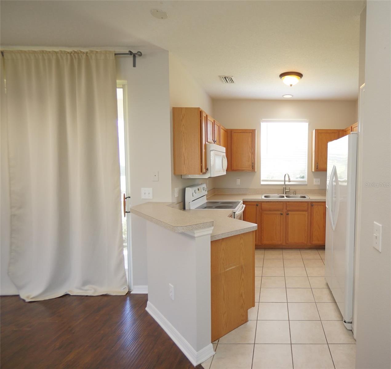 12239 COUNTRY WHITE CIR — photo 22