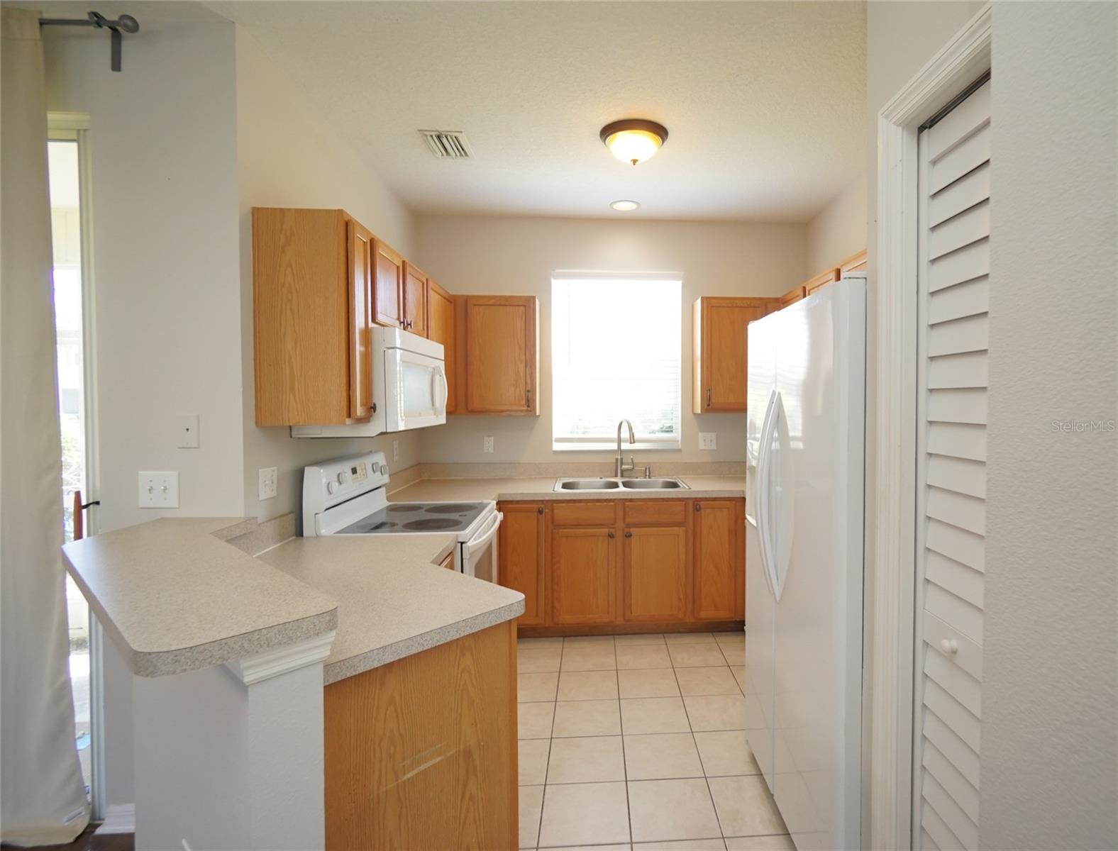 12239 COUNTRY WHITE CIR — photo 7