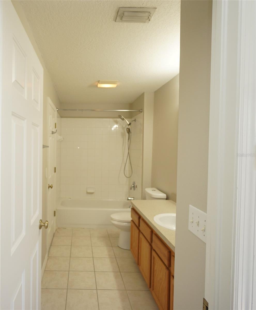 12239 COUNTRY WHITE CIR — photo 9