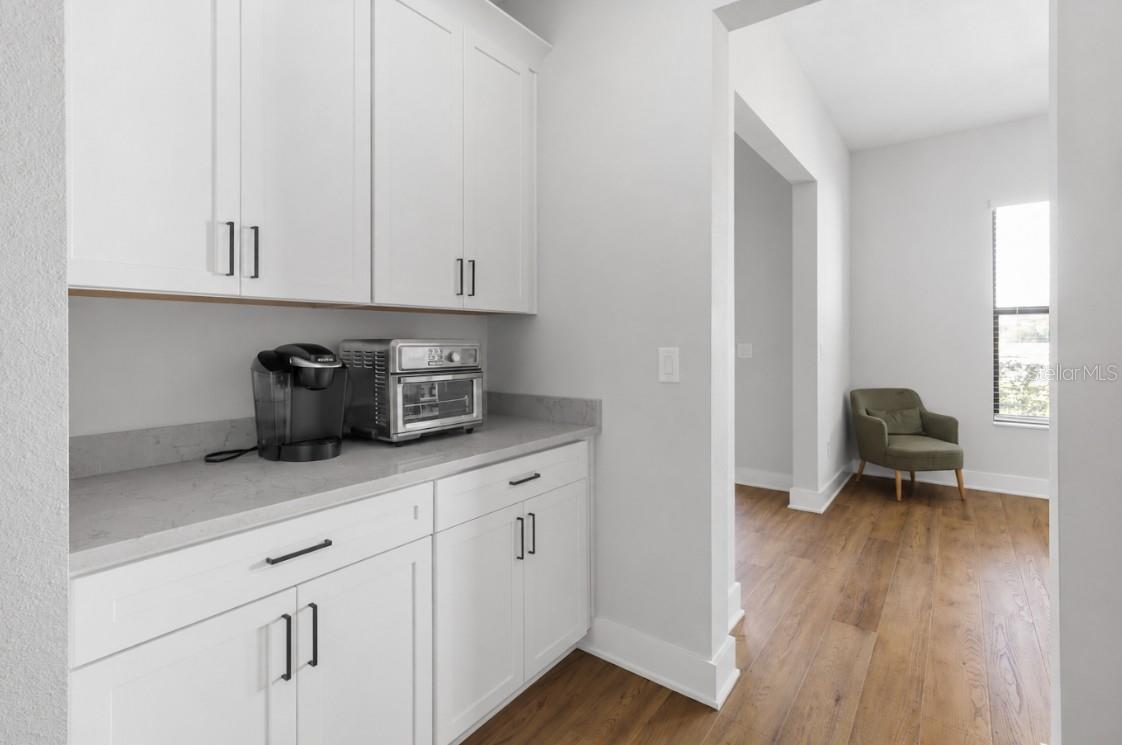 17000 NOKOTA AVE — photo 21