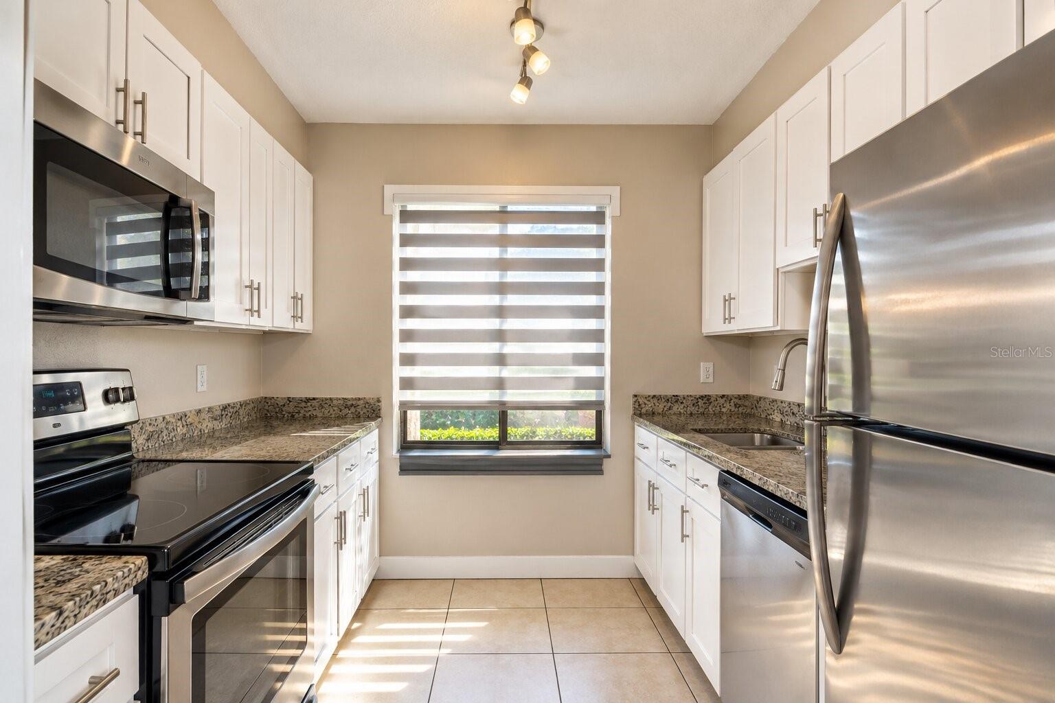 5502 LOBLOLLY CT #200 — photo 4