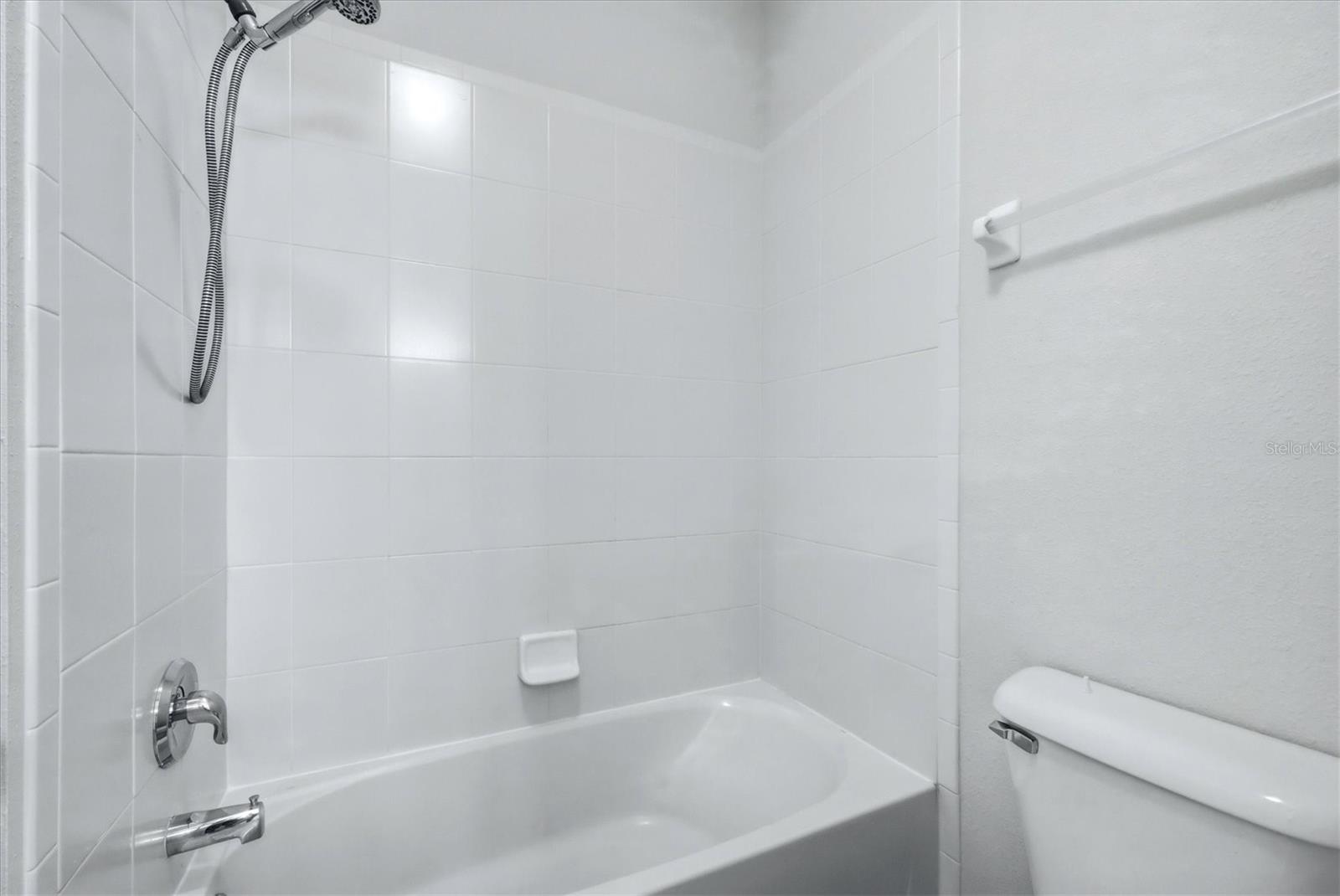 3750 PARKRIDGE CIR #24-103 — photo 34