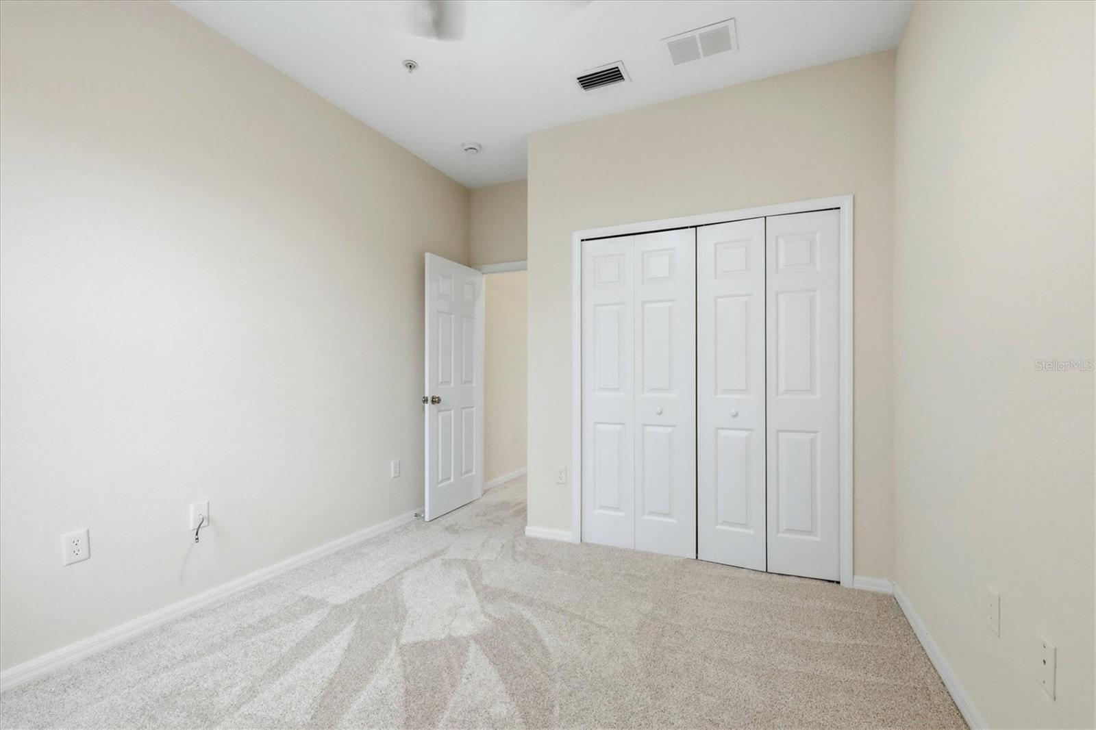 3750 PARKRIDGE CIR #24-103 — photo 32