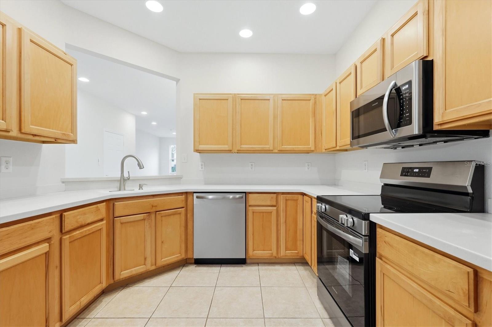 3750 PARKRIDGE CIR #24-103 — photo 14