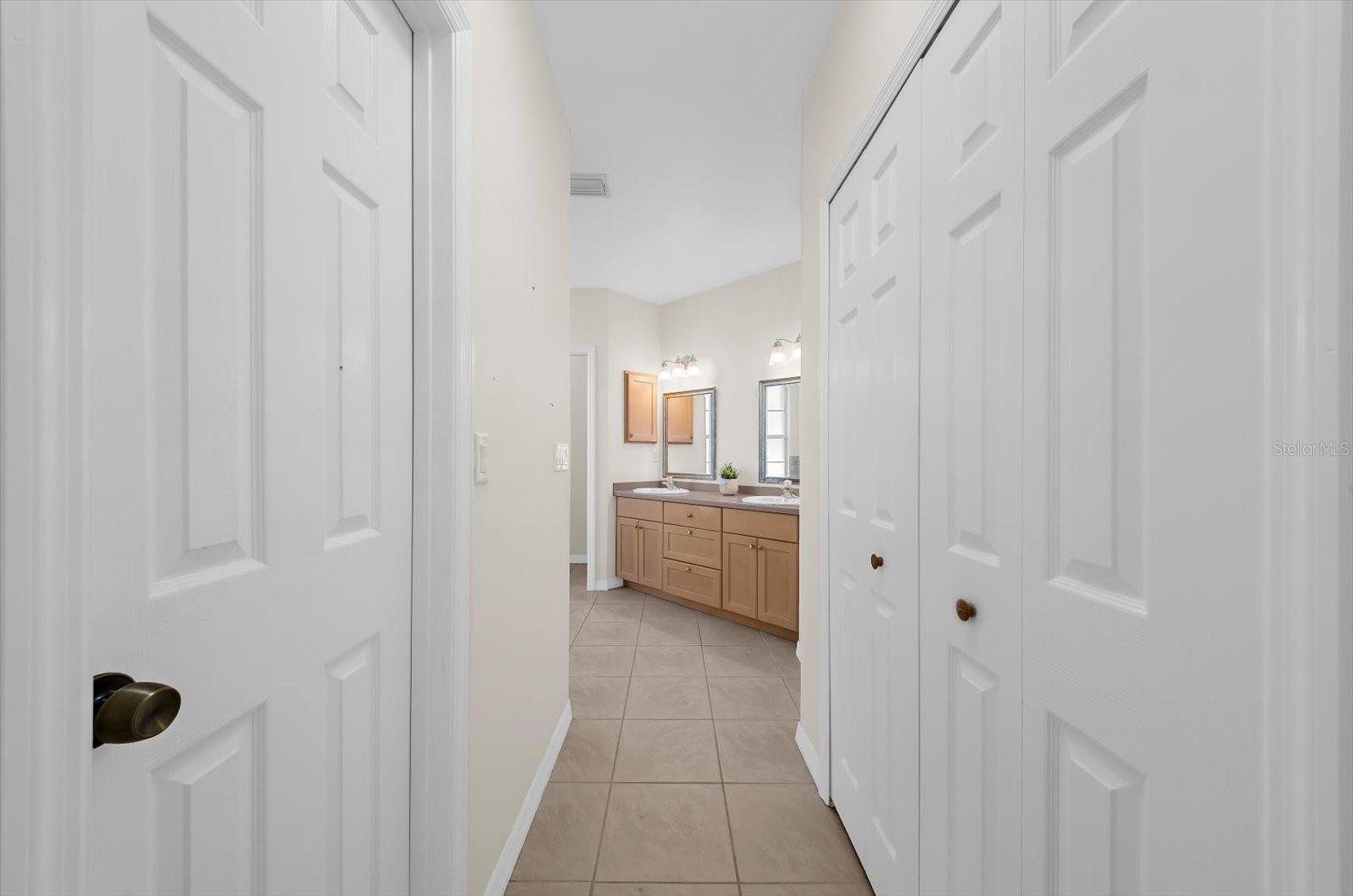 217 SAN CARLOS AVE — photo 40