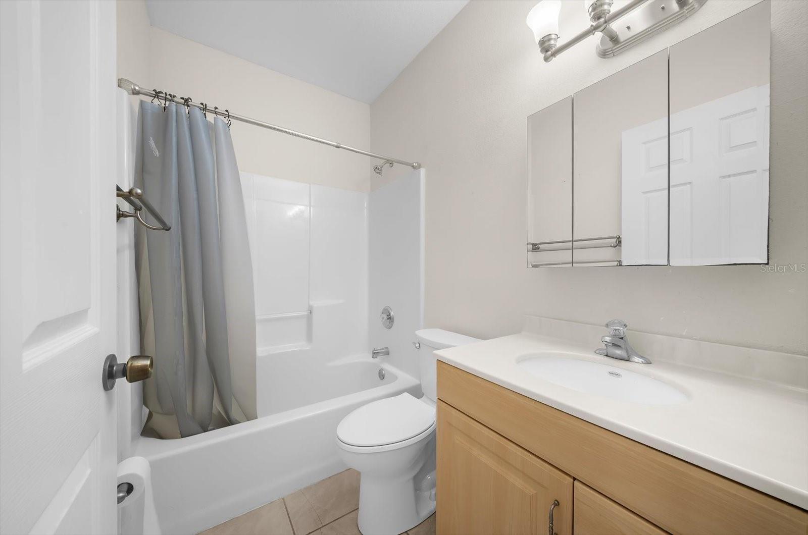 217 SAN CARLOS AVE — photo 22
