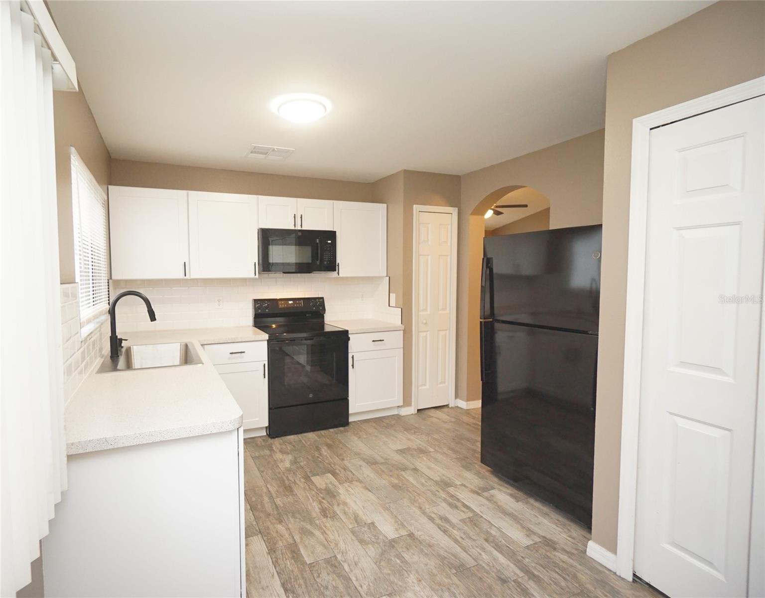 3106 PINE TOP DR — photo 21