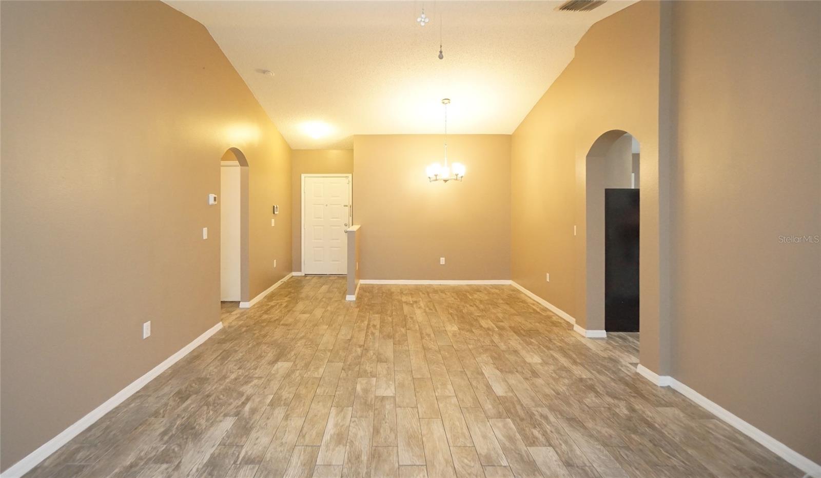 3106 PINE TOP DR — photo 6
