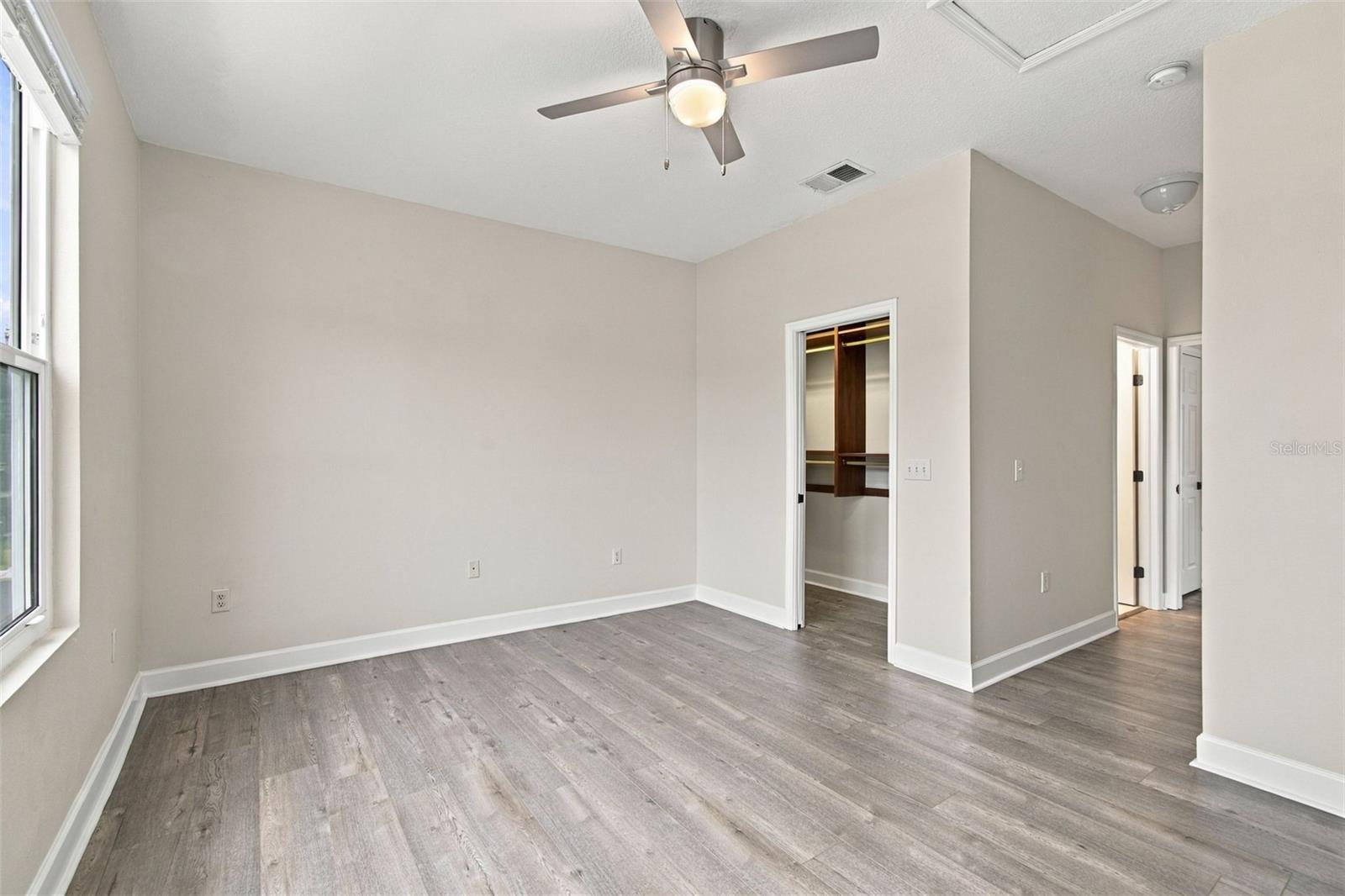 5303 POINT PLEASANT LN — photo 17
