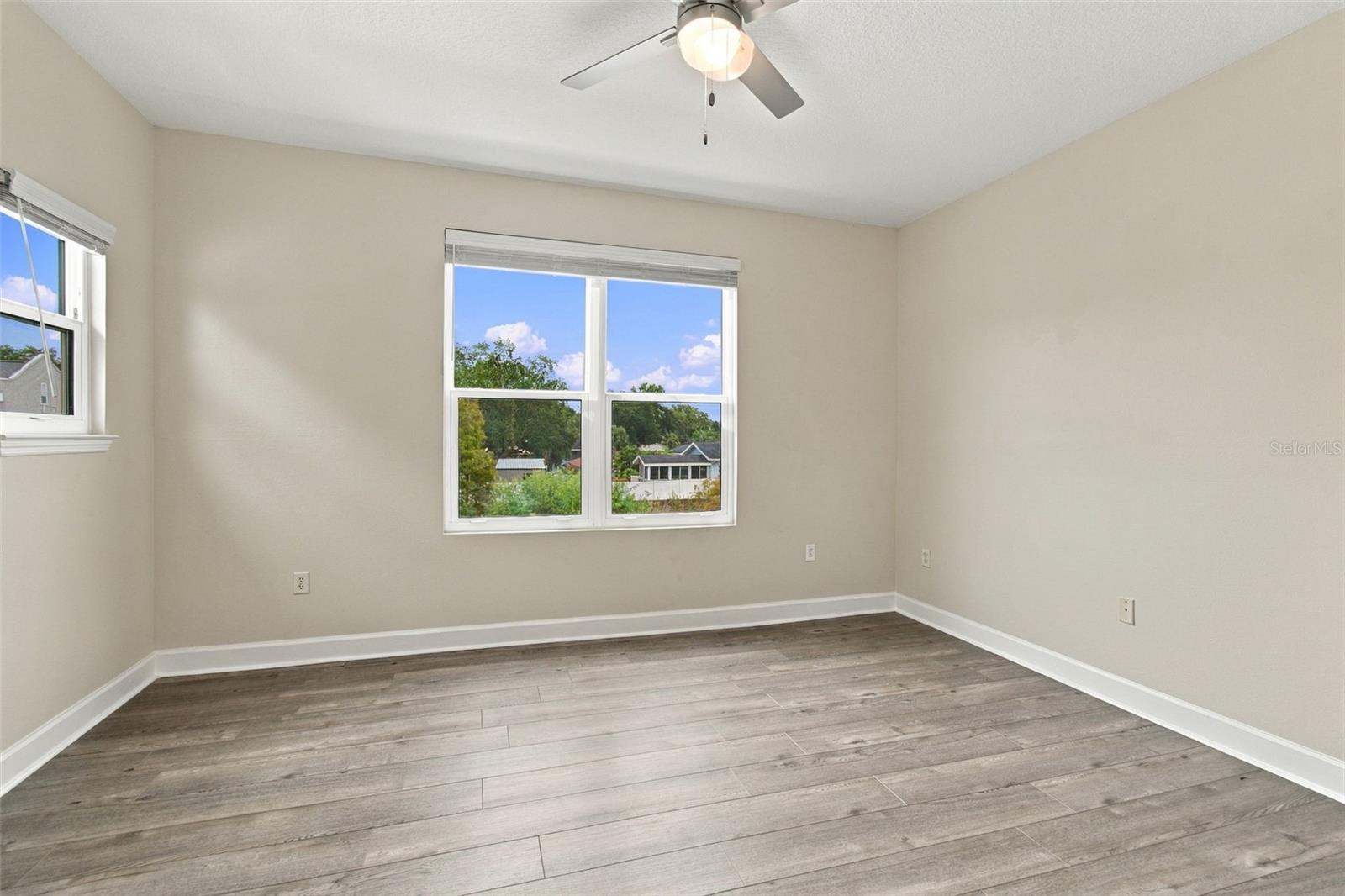5303 POINT PLEASANT LN — photo 16