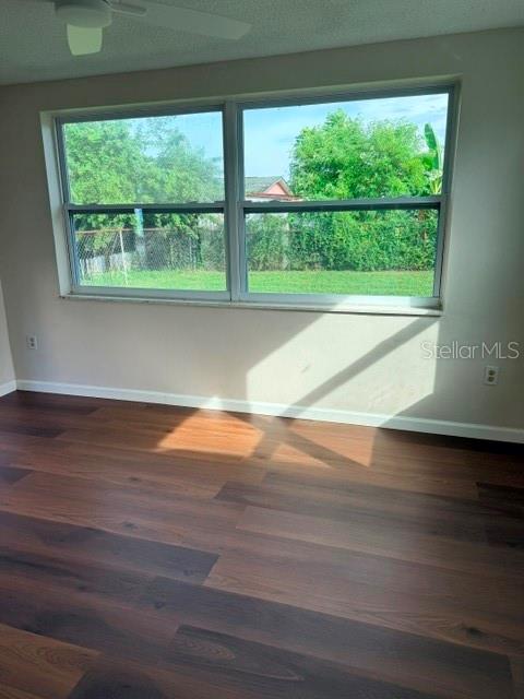 7323 OAK CREST DR — photo 11