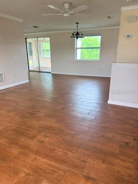 7323 OAK CREST DR — photo 3