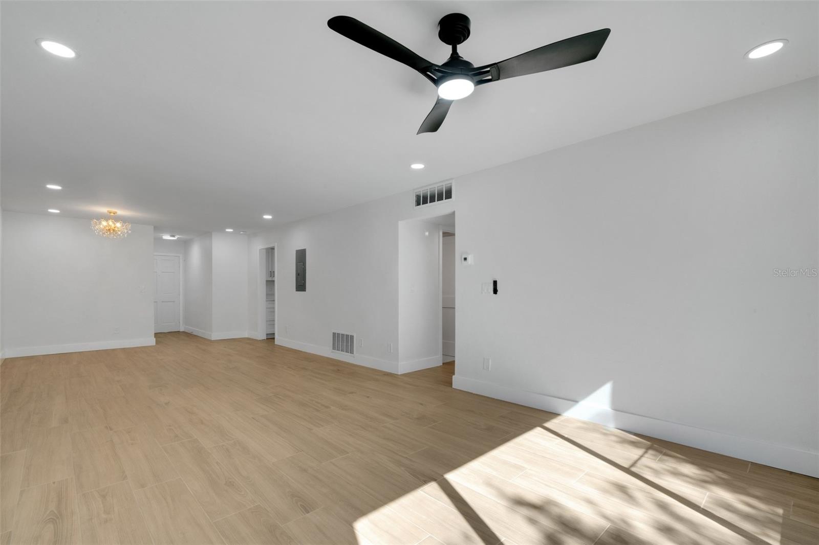 209 BEL FOREST DR #2 — photo 20