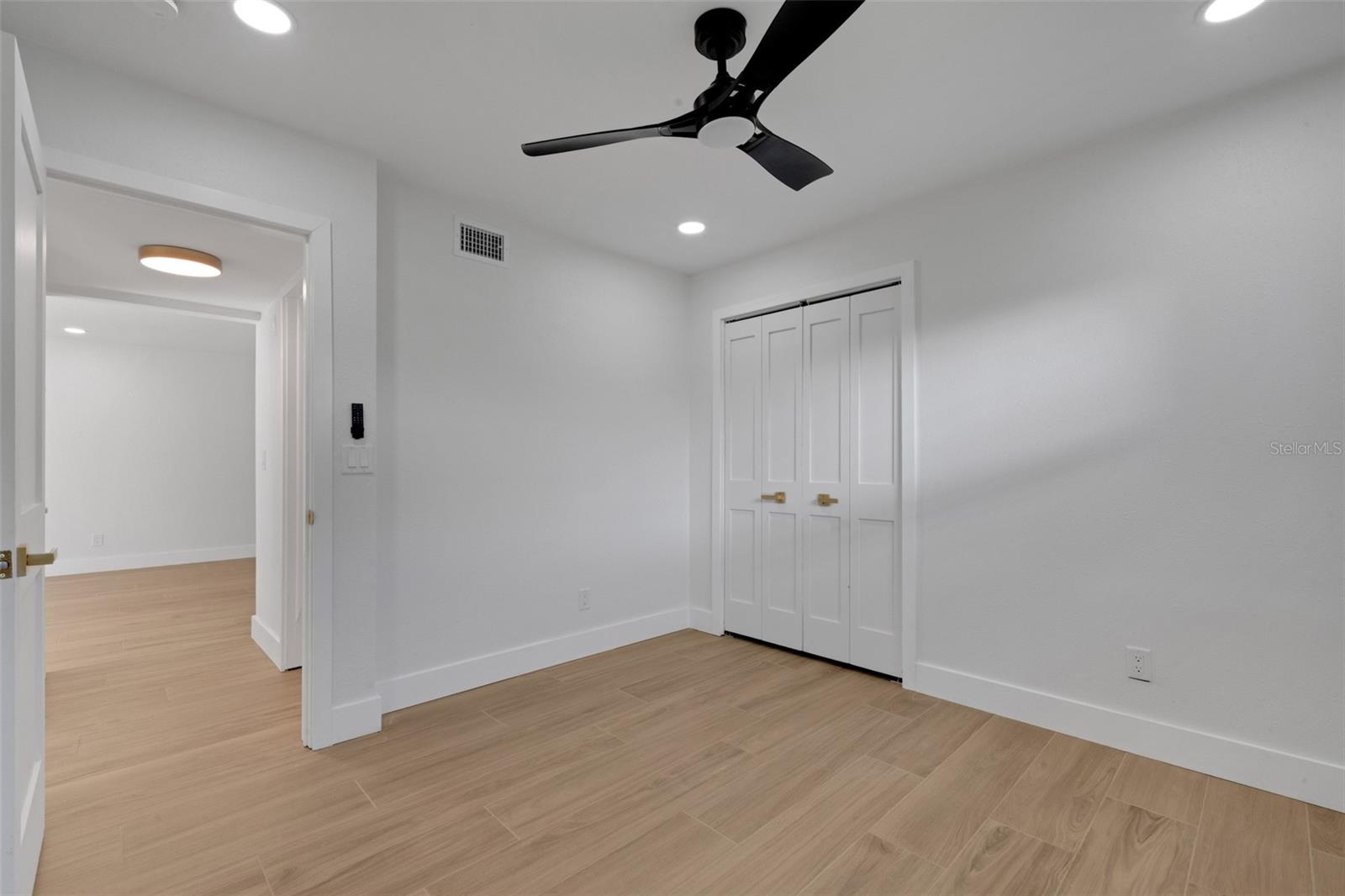 209 BEL FOREST DR #2 — photo 28